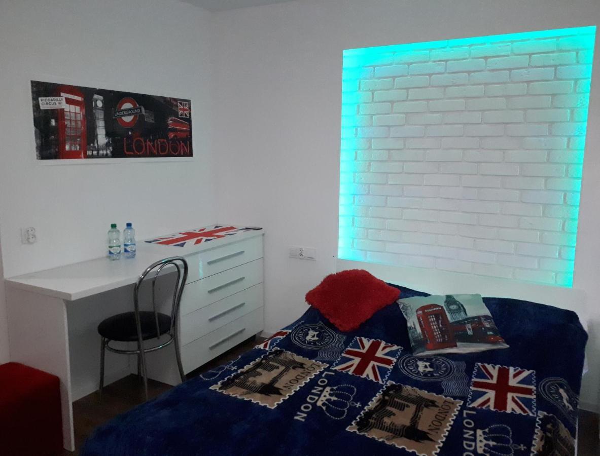Apartament Centrum Panoramiczna Big Ben Z Balkonem-- Klimatyzacja-- Келце Екстериор снимка