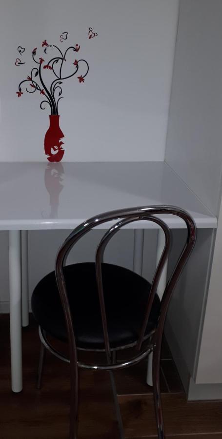 Apartament Centrum Panoramiczna Big Ben Z Balkonem-- Klimatyzacja-- Келце Екстериор снимка