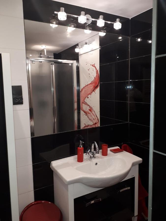 Apartament Centrum Panoramiczna Big Ben Z Balkonem-- Klimatyzacja-- Келце Екстериор снимка